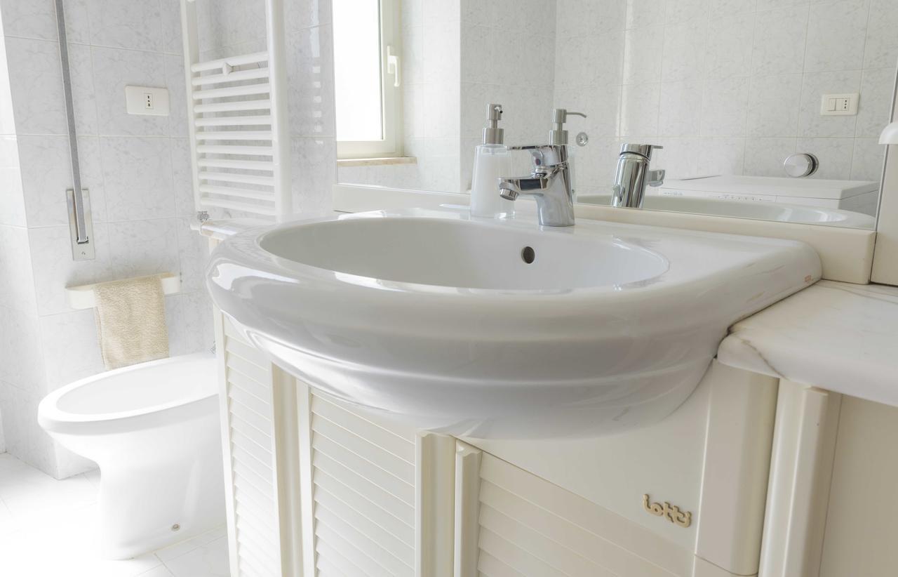 Michelangelo Apartment Civitavecchia Buitenkant foto