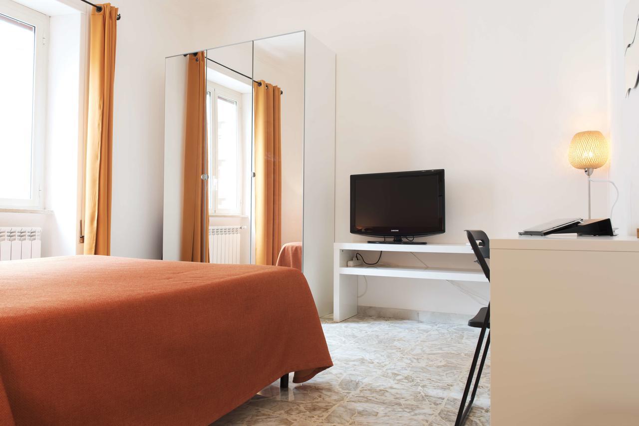 Michelangelo Apartment Civitavecchia Buitenkant foto